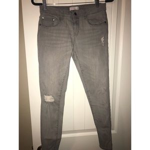 Destroyed Grey BP jeans